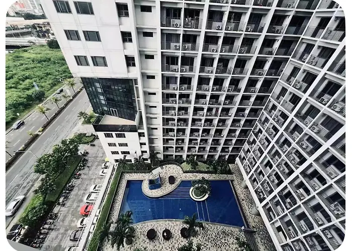 Staycay At Sresidences